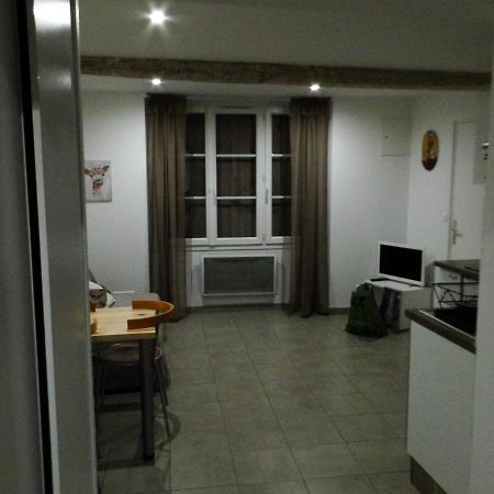 Sympathique Appartement L'Isle-sur-la-Sorgue Ngoại thất bức ảnh